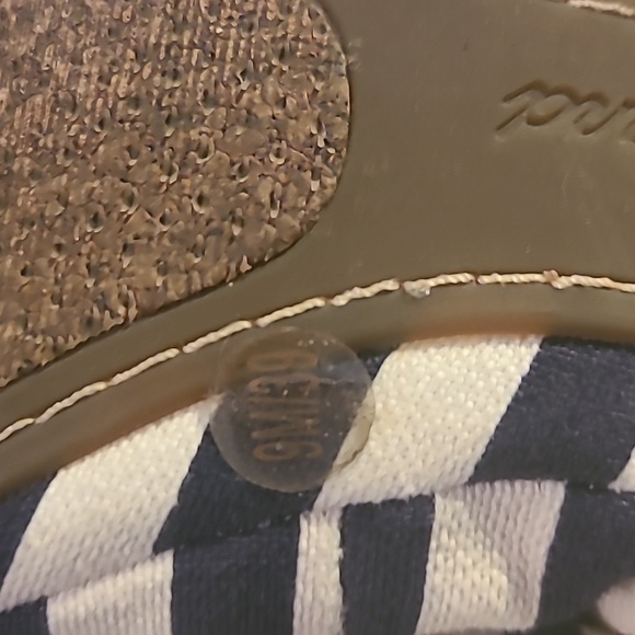 Lucky Brand flats - Picture 5 of 8